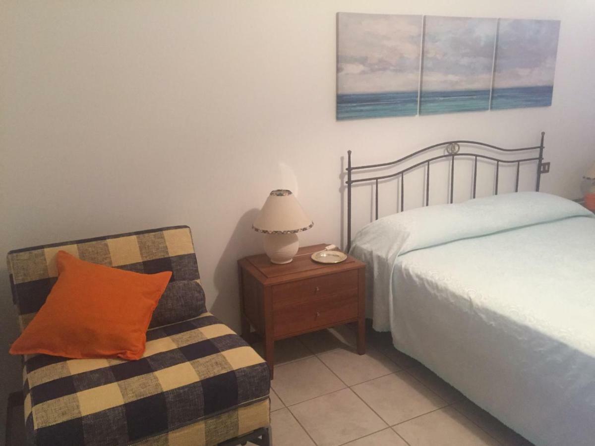 Apartamento Casa Palazzo Desenzano del Garda Exterior foto