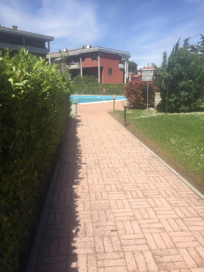 Apartamento Casa Palazzo Desenzano del Garda Exterior foto