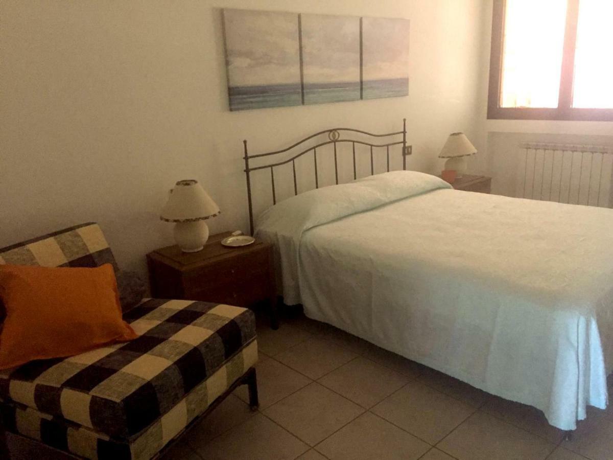 Apartamento Casa Palazzo Desenzano del Garda Exterior foto