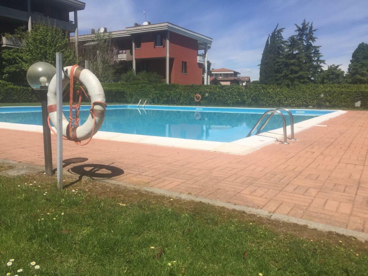 Apartamento Casa Palazzo Desenzano del Garda Exterior foto